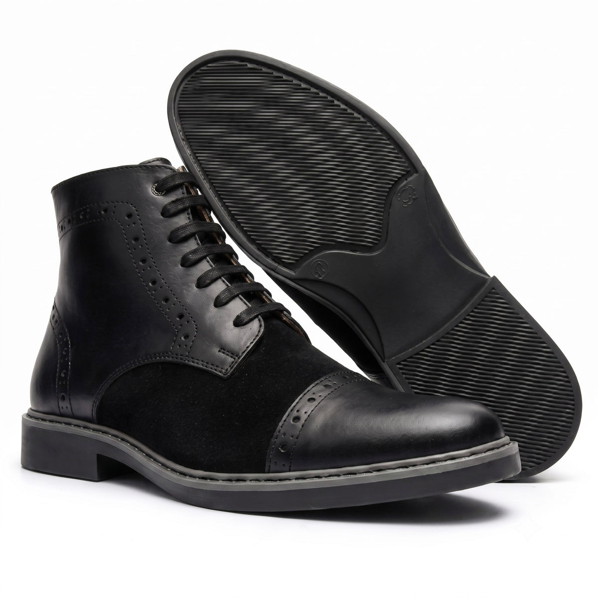Botas En Cuero Y Gamuza Negra