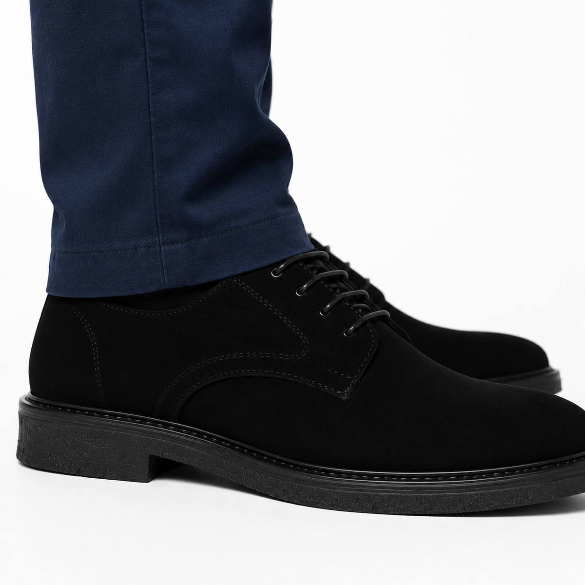 Zapatos Milano En Gamuza Negra